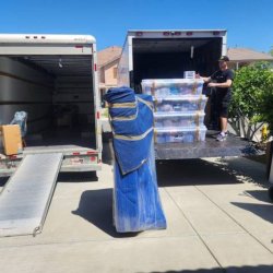 🏠🏡 WE MOVE HOUSES⭐APARTMENTS⭐ STORAGES⭐24/7 MOVERS AVAILABLE (💪🏼PROFESSIONAL MOVING💪🏼WE ALSO LOAD AND UNLOAD RENTALS)